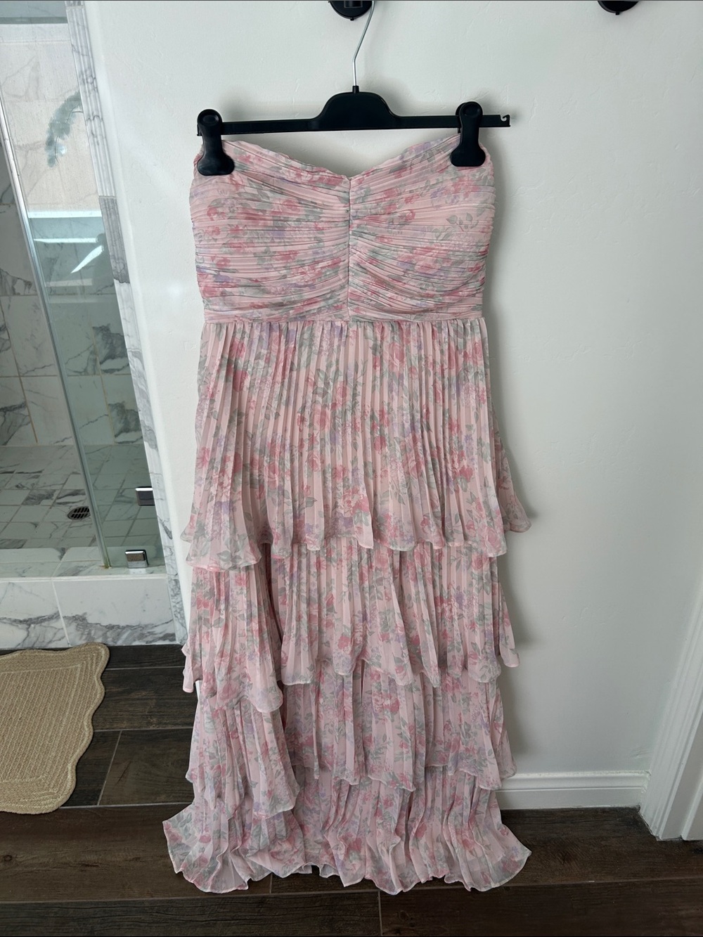 Lulu’s Strapless Pink Floral Tiered Maxi Dress
